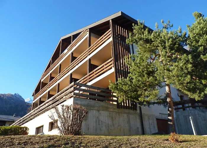 Apartament Centaure A Rs 3 By Interhome